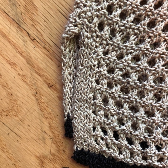 Lucky Brand Crocheted Tank Top, Size XS in EUC - Picture 6 of 6